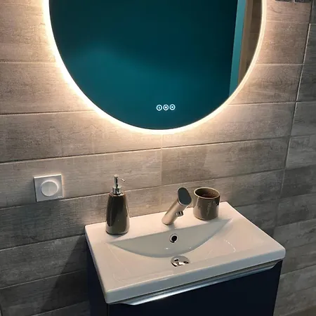 Ca Se Passe Ici ディジョン