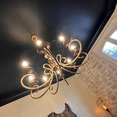 ça Se Passe Ici Appartement *