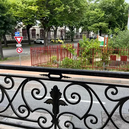 Ca Se Passe Ici アパート ディジョン